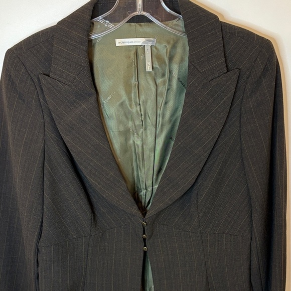 Classiques Entier Dark Gray with Subtle Green Pinstripe Blazer - Picture 4 of 11